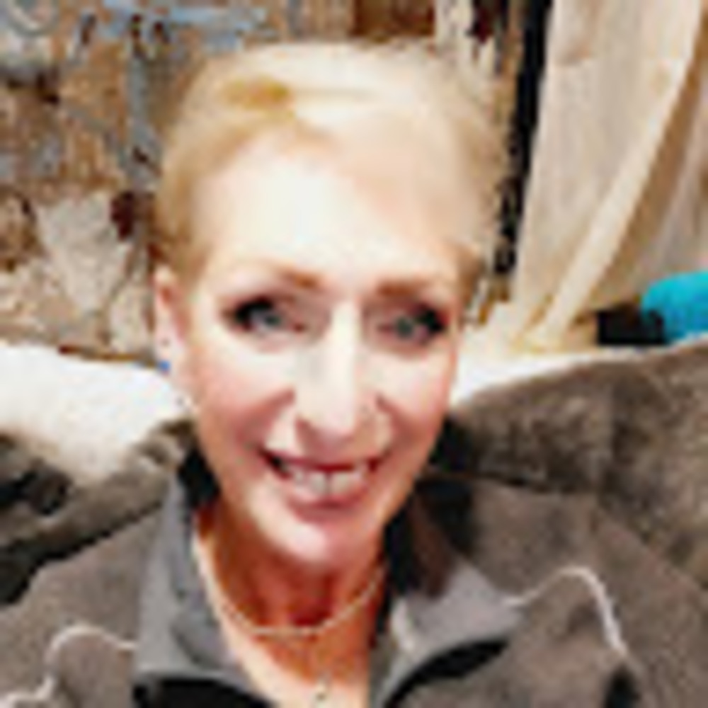 Meet your Posher, Pamela